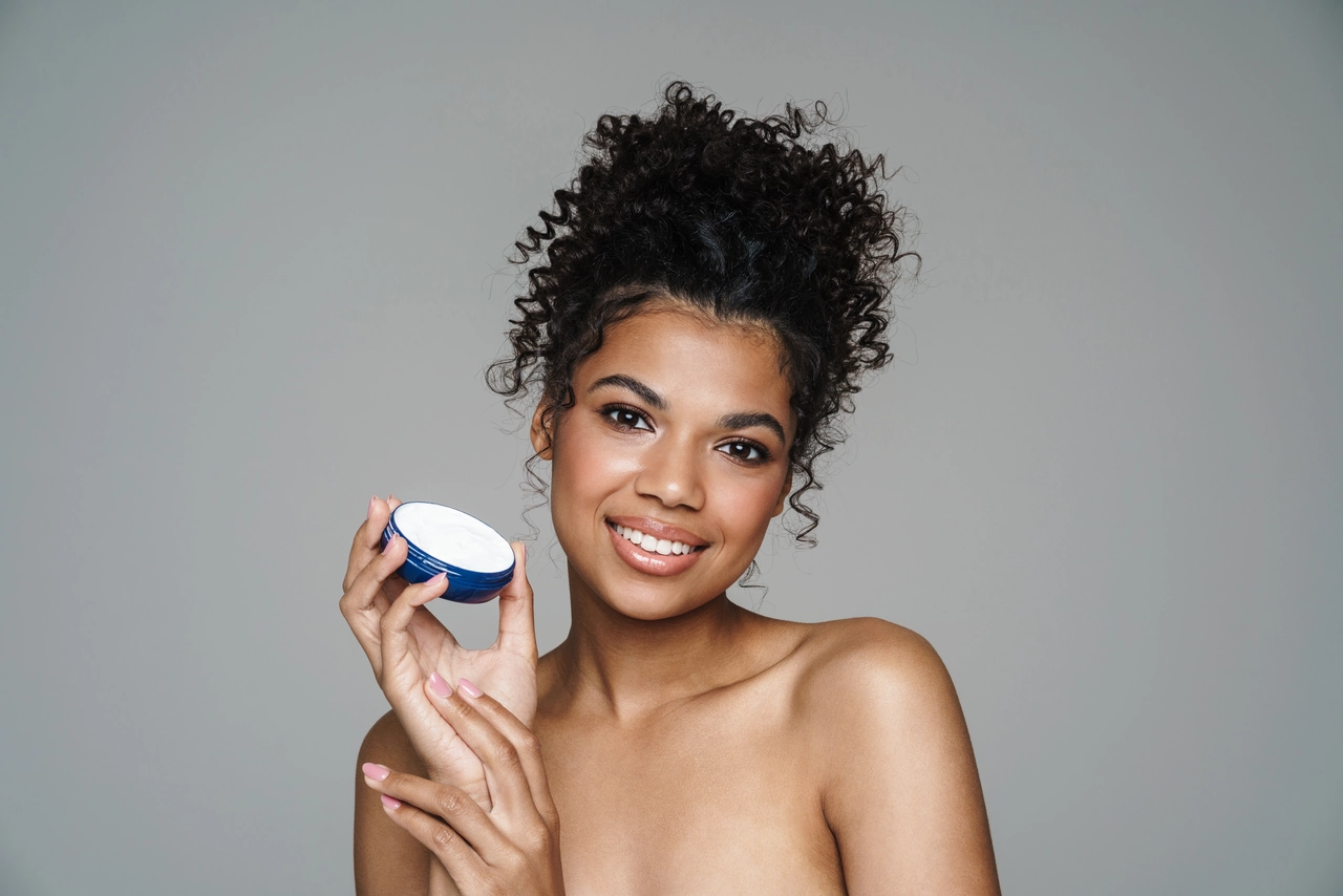 Melanina e bellezza della pelle: quali metodi sicuri esistono per ridurne il livello?