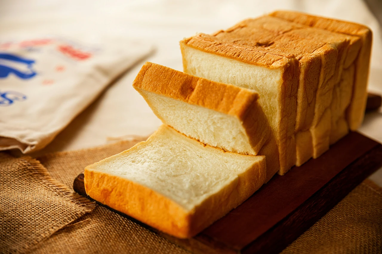 Il segreto per conservare la freschezza del pane morbido senza sacchetti di plastica Il segreto per conservare la freschezza del pane morbido senza sacchetti di plastica
